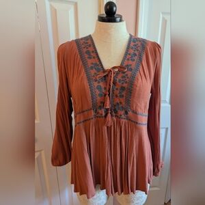 Torrid Peasant Style Top Size 1
